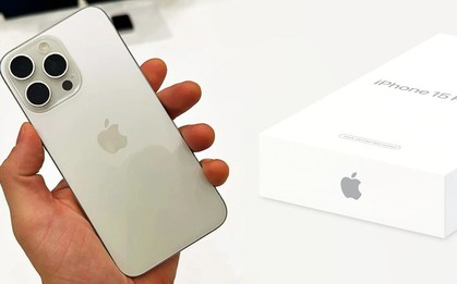 Apple bất ngờ mở bán iPhone 15 Pro Max hàng tân trang: Khác mỗi cái hộp, bù lại giá rẻ hơn "tiền triệu"