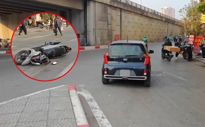 Hiện trường vụ ô tô tông liên hoàn 6 xe máy trên phố Đào Tấn (Hà Nội) khiến 2 người gãy chân