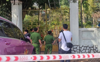 Khám xét nhà người phụ nữ "nhốt" cán bộ công an