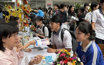 Tuyển sinh năm 2025: Vì sao bỏ khái niệm xét tuyển sớm?