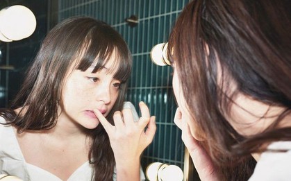 4 thay đổi trên khuôn mặt là CẢNH BÁO SỚM của bệnh ung thư, có người soi gương ngày mấy lần mà không nhận ra