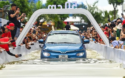Xe điện VinFast là một trong những chiến thần lội nước sâu khoẻ nhất thị trường