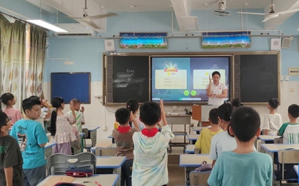 Cậu bé lớp 3 được 1,29 triệu người lạ bầu làm lớp trưởng: Cuộc bình chọn khó tin nhất MXH!