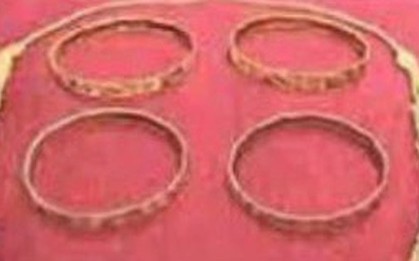 Nhặt phế liệu, người đàn ông sốc nặng khi nhặt được số vàng 297 triệu đồng