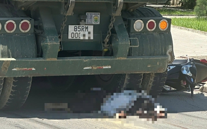 Khánh Hòa: Một thiếu nữ đi xe máy tử vong khi tai nạn với xe ben