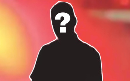 Nam ca sĩ Việt 4 đời vợ: Mắc bệnh lạ bác sĩ cũng chịu thua, từng cưới em gái ruột vợ cũ