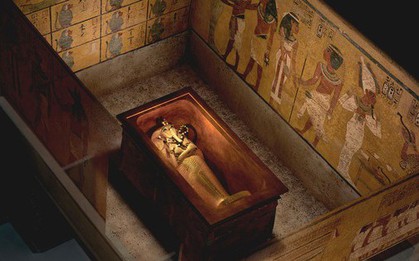 3 từ đi vào lịch sử được thốt ra trong khoảnh khắc phát hiện mộ cổ 3.300 năm chứa hơn 5.000 món kho báu vẫn nguyên vẹn