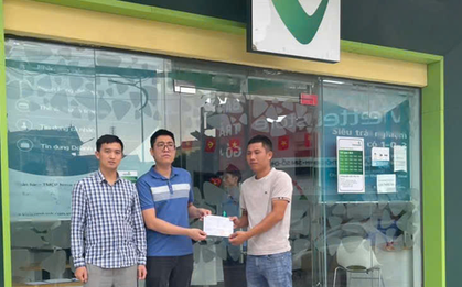 Đột nhiên nhận được 600 triệu đồng, người đàn ông lập tức trình báo công an và đến Vietcombank trả lại