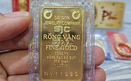 Sáng 15-10, giá vàng miếng SJC vượt 147 triệu đồng/lượng