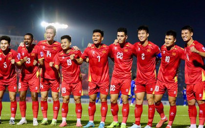 Bảng xếp hạng FIFA tháng 10: Đội tuyển Việt Nam tăng 3 bậc