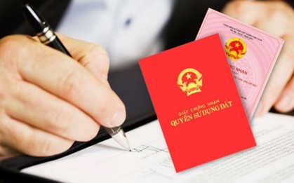 Đang bị tam giam có được ký giấy sang tên sổ đỏ hay không?