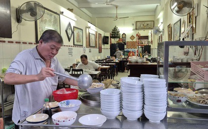 Hơn 50.000 quán cà phê, cửa hàng ăn uống đã đóng cửa: Làm gì để tồn tại?