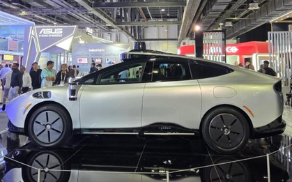 Xe điện tự lái đầu tiên trên thế giới “Made-by-VinFast” gây tò mò ở Trung Đông