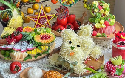 Mâm cỗ trung thu đẹp như bữa tiệc cổ tích của 1 mẹ ở Hà Nội: Đến ăn còn không nỡ chứ nói gì đến "phá"