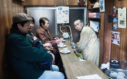 "Tôi đã làm việc chăm chỉ cả đời nhưng con cái không muốn tiếp quản cơ nghiệp": Tiếng than giữa cuộc “khủng hoảng người thừa kế” Nhật Bản và cơ hội mới ở nền kinh tế có tiếng "bảo thủ"