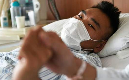 Chàng trai 28 tuổi bị viêm thận, ăn tỏi mỗi ngày, 5 tháng sau tái khám khiến bác sĩ sững sờ