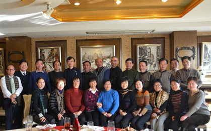 Đừng như tôi: Sau tuổi trung niên tôi nhận ra vì sao dù giàu hay nghèo cũng không nên đi họp lớp, gặp lại bạn cũ ít liên lạc