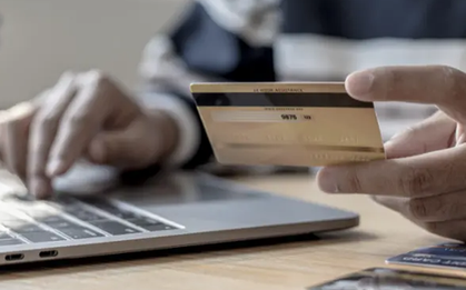 Nợ thẻ tín dụng không trả, nhiều người bị ngân hàng khởi kiện