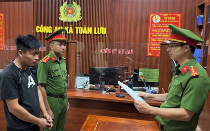 Khởi tố, tạm hoãn xuất cảnh với Đặng Đình Thắng