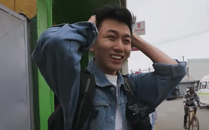 Khoai Lang Thang bị chèn ép