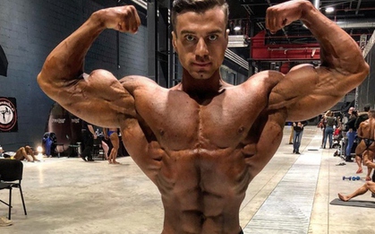 Trai đẹp là “quái vật cơ bắp”, bắp tay cuồn cuộn, eo như Ngọc Trinh nhưng nhìn xuống bên dưới thì sốc