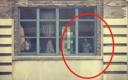 Cậu bé 5 tuổi liên tục nói có người theo dõi ngoài cửa sổ, bà mẹ phát hiện sự thật chấn động: Tôi đã hại con mình!