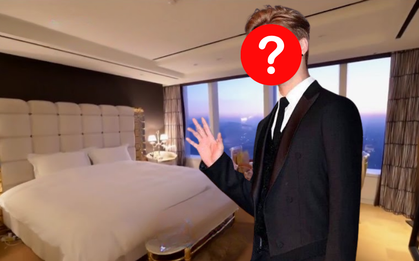 Hình ảnh gây sốc trong nhà riêng của ca sĩ J bị cấm sóng 10 năm