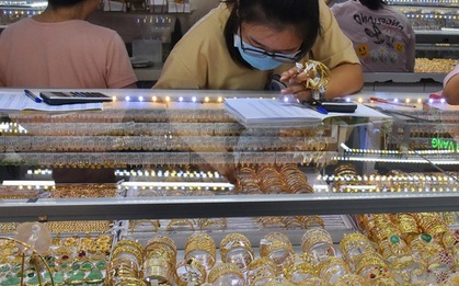 Giá vàng hôm nay, 29-10: Sụt giảm rất mạnh