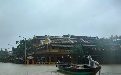 Báo quốc tế đưa tin lũ lụt ở điểm du lịch Huế, Đà Nẵng