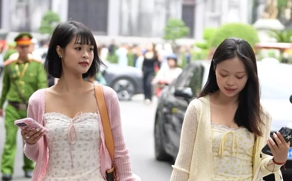 Hà Nội những ngày đẹp nhất năm: 'Mình cứ thấy như đang ở trong một bộ phim'