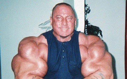 Người đàn ông tập gym từ lúc 13 tuổi, bắp tay to nhất thế giới gây choáng váng nhưng lại rơi vào thảm cảnh