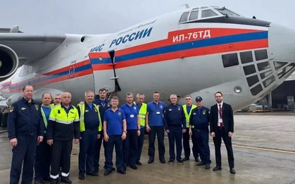 Máy bay Nga chở 30 tấn hàng viện trợ khẩn cấp cho người dân Việt Nam ở vùng lũ