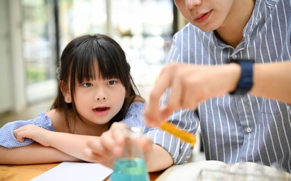 Bố mẹ có 2 NHÓM MÁU này đích thị là “cặp đôi hoàn hảo”, sinh con ra sẽ thông minh hơn bình thường