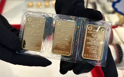 Giá vàng tăng mạnh, vênh thế giới gần 20 triệu đồng/lượng