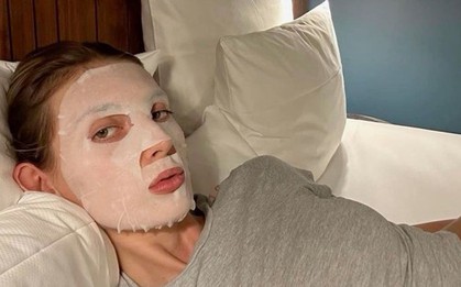 Thói quen 5 phút trước khi ngủ giúp da trẻ lâu thêm 5 năm