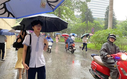 Trường học ở Hải Phòng được tự quyết định cho học sinh nghỉ tránh bão Matmo