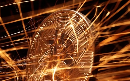 Bitcoin vượt mốc 125.000 USD, nhiều người 'cháy tài khoản'