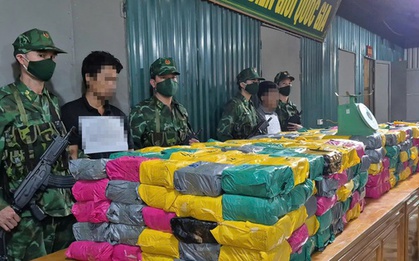 NÓNG: Bắt 2 đối tượng cùng nửa tấn ma tuý ở Quảng Trị