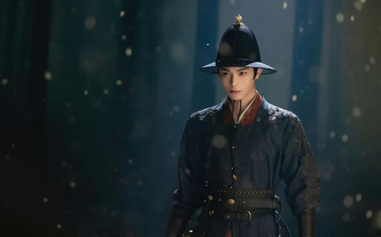 Đinh Vũ Hề suýt té ngã khi quay cảnh cưỡi ngựa