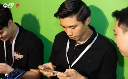 Văn Toàn đối đầu Văn Hậu trong trận cầu đặc biệt của FC Mobile Việt Nam, game thủ Việt đón tin vui lớn