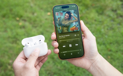 Apple Music “lột xác” trên iOS 26: Nghe nhạc mượt như DJ, biến iPhone thành mic hát nhạc tại nhà!