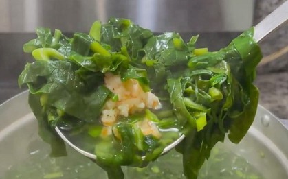 Loại rau nhơn nhớt người Việt ăn như cơm bữa nhưng không hay giàu canxi hơn sữa, bổ gan, "làm sạch" máu, dưỡng da, chống ung thư