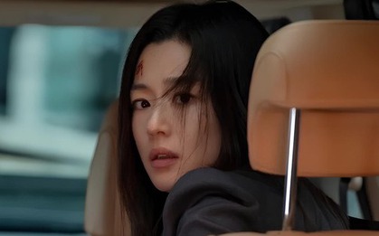 Bom tấn 1.300 tỷ đồng của Jun Ji Hyun bị chê "đầu voi đuôi chuột": Dàn diễn viên hạng S cũng không cân được kịch bản yếu và tranh cãi nhạy cảm
