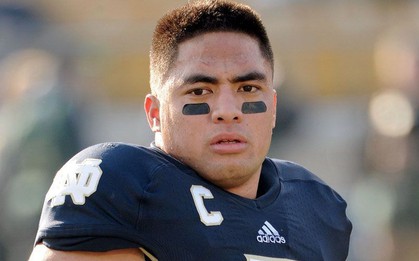 Cầu thủ nổi tiếng khóc lóc vì bạn gái mắc ung thư qua đời, 1 năm sau bị "bóc": Cô ấy chưa từng tồn tại