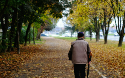 Cụ ông bán nhà 2 tỷ ở thành phố, về quê dưỡng già cùng em trai: 2 năm sau, tiền hết tình cũng chẳng còn