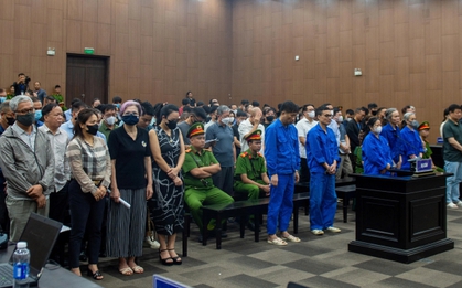 Khai đánh bạc 61 lần ở khách sạn Pullman vì “tò mò”, cựu phó trưởng phòng bị chủ toạ hỏi lại 1 câu đứng hình