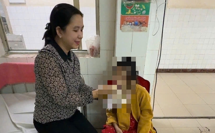 Diễn biến mới vụ mẹ ruột và cha hờ bạo hành bé gái 9 tuổi ở TP HCM