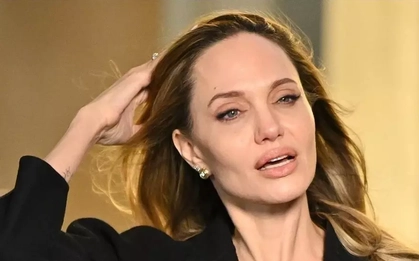 Brad Pitt tung đòn chí mạng vào Angelina Jolie