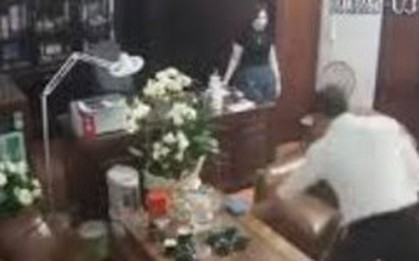 Vụ chủ tịch hội đồng quản trị “thân mật” với nhiều phụ nữ trong phòng làm việc: Những người trong clip có bị xử phạt?