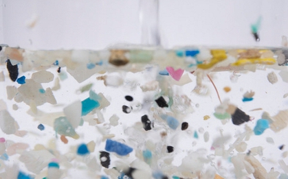 2 loại nước chứa đầy hạt vi nhựa nhưng người Việt lại thích, đa số uống mỗi ngày